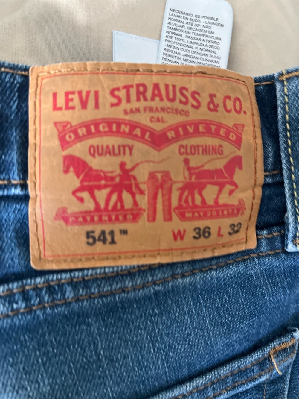 Levi's 541 Slim Straight Men's Jeans in Blue with Tan Leather Patch